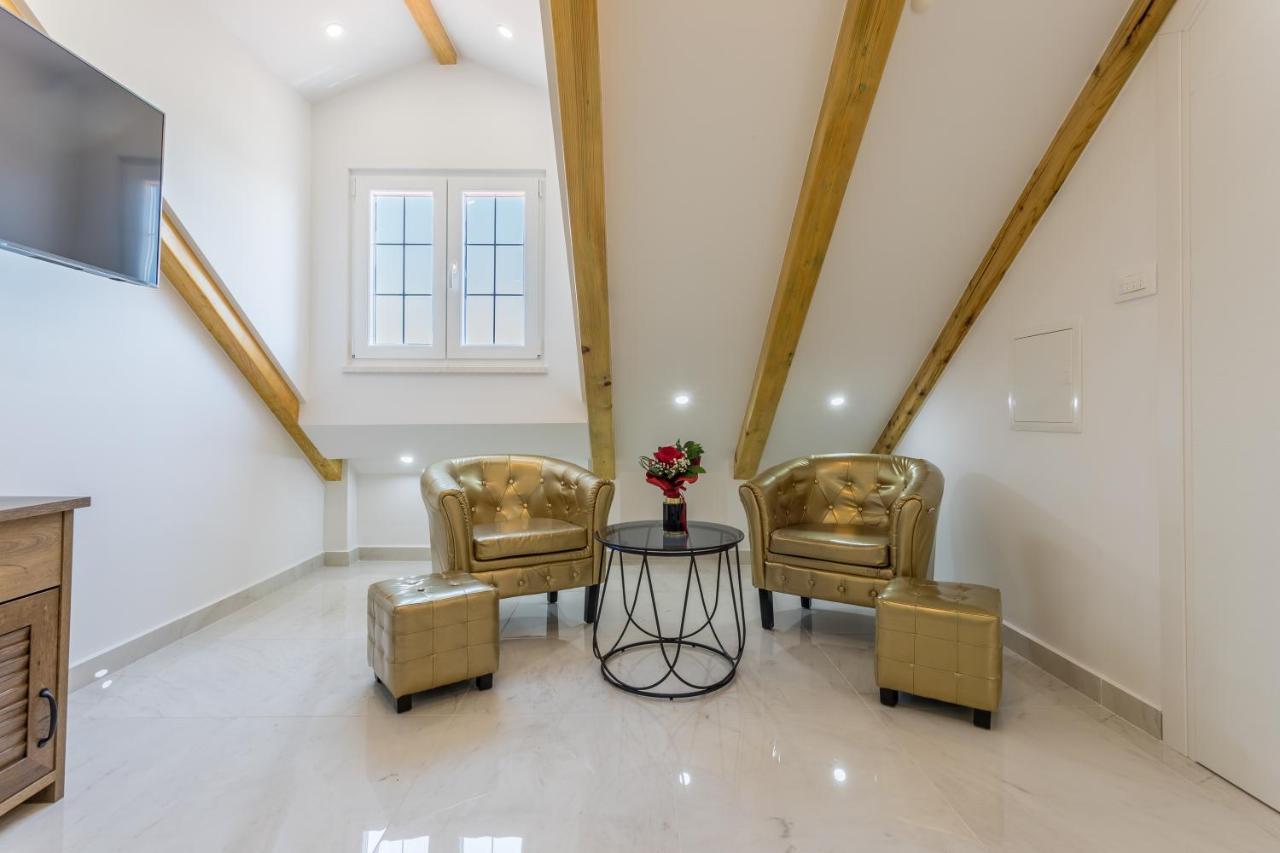 Villabella Luxury Rooms Split Bagian luar foto