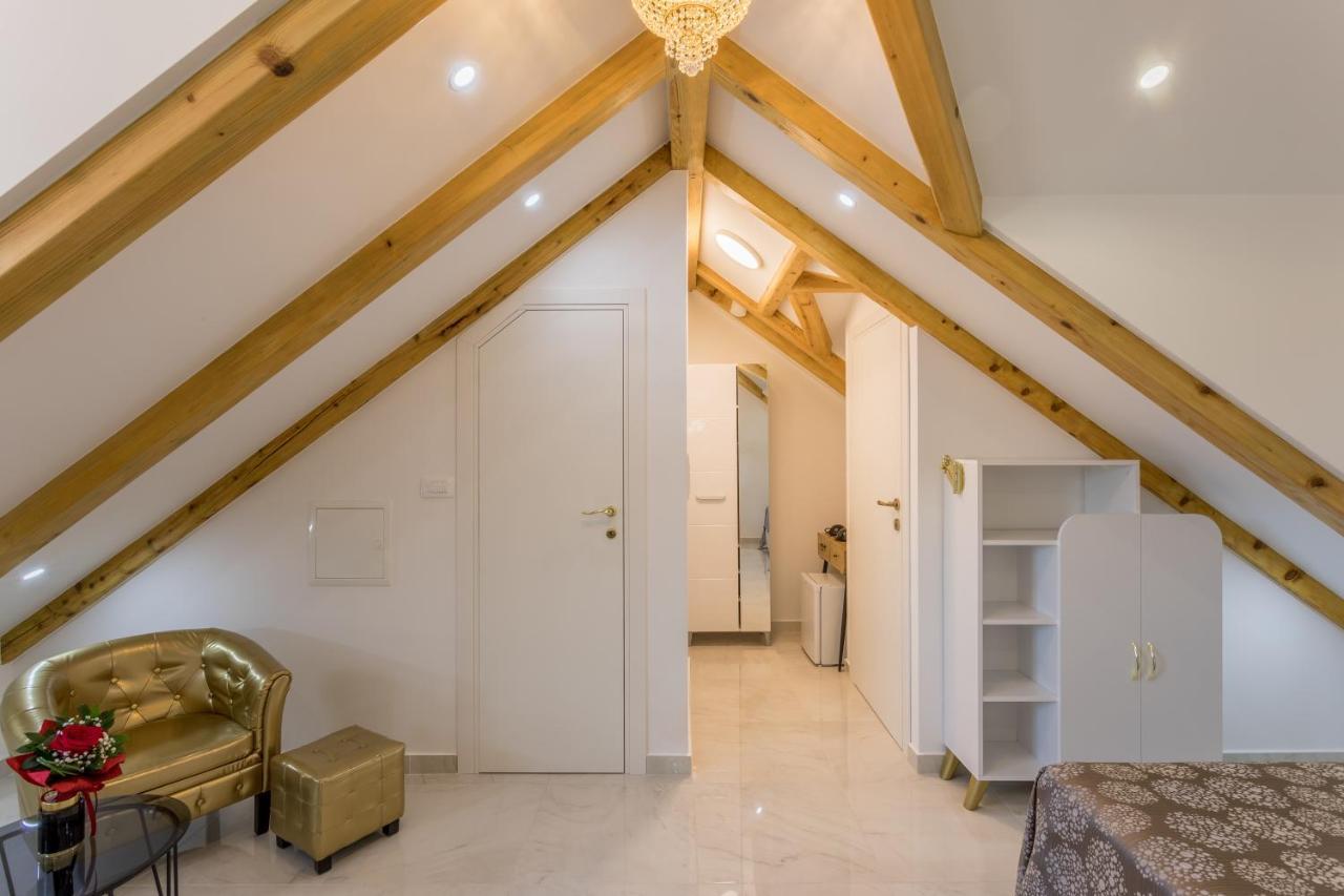 Villabella Luxury Rooms Split Bagian luar foto